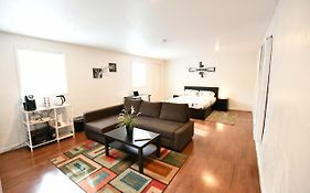 Private Unit / Private Bathroom Near Bart & Sf